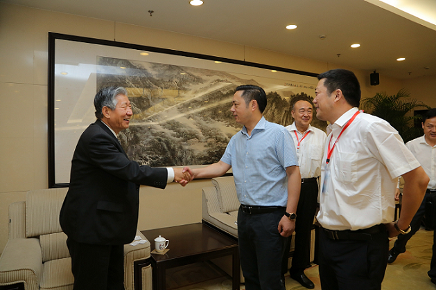 2024新澳门免费原料